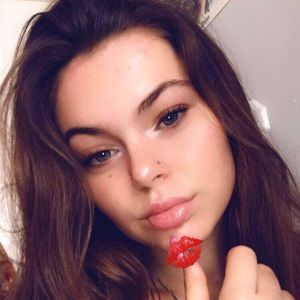 Meet your Posher, Hailey